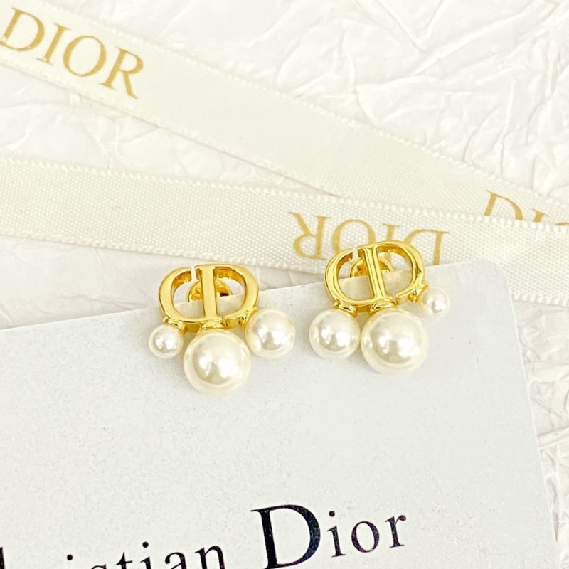 ch**an D*or earrings